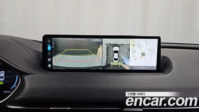 Genesis Electrified G80 2022 — Photo 16/20