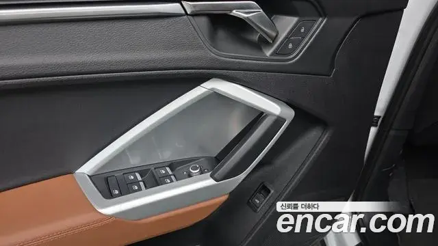 Audi Q3 2022 — Фото 13/20