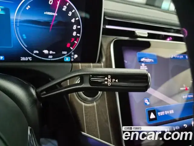 Mercedes-Benz E-Class 2025 — Фото 8/20