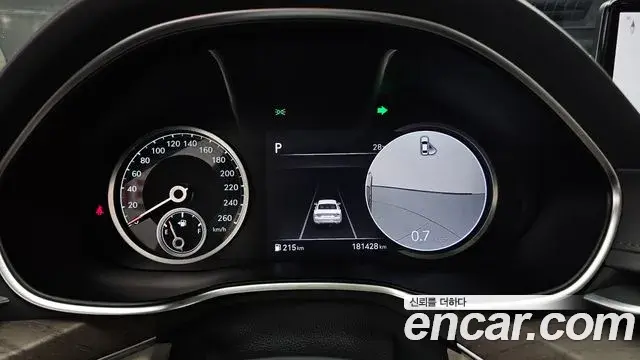 Genesis Electrified G80 2021 — Şəkil 8/20