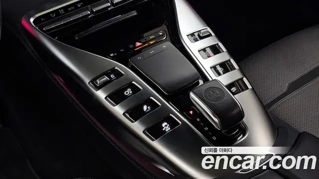 Mercedes-Benz AMG GT 2022 — Фото 9/20