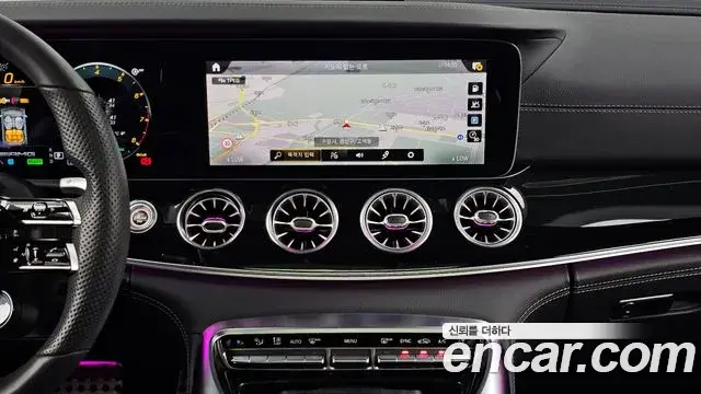 Mercedes-Benz AMG GT 2022 — Фото 14/20