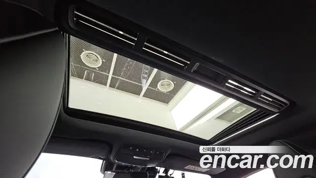 Mercedes-Benz AMG GT 2022 — Фото 17/20