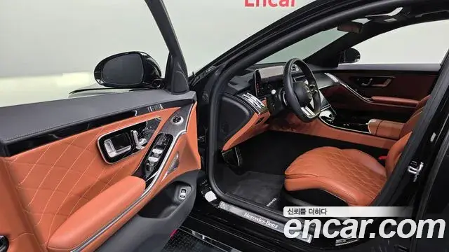 Mercedes-Benz S-Class 2022 — Photo 10/20