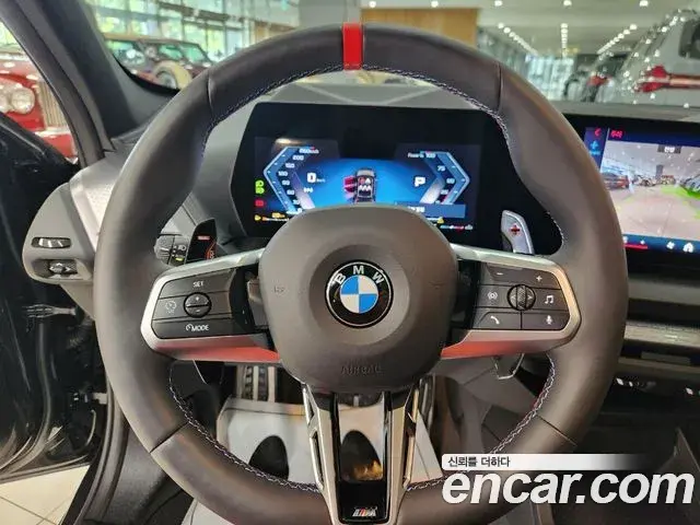 BMW 1 Series 2025 — Şəkil 10/18