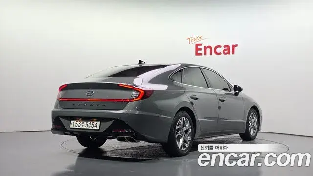 Hyundai Sonata 2022 — Фото 2/20