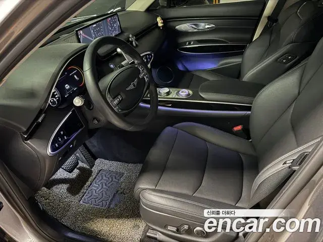 Genesis GV70 2021 — Photo 3/10