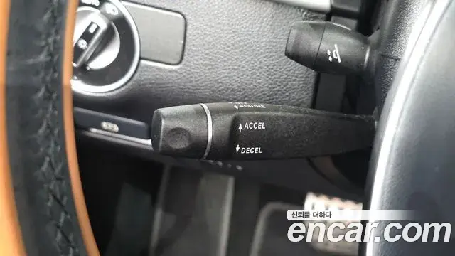 Mercedes-Benz GLE-Class 2018 — Photo 34/36