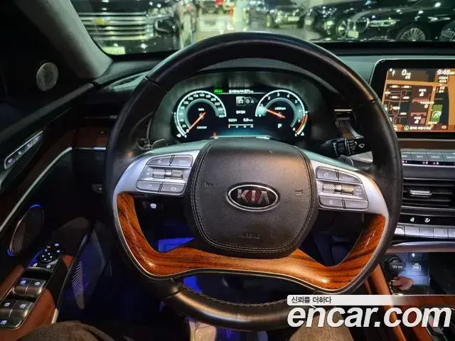 Kia The K9 2018 — Photo 4/20