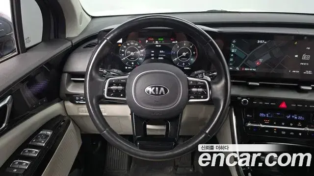 Kia Carnival 2021 — Şəkil 13/20