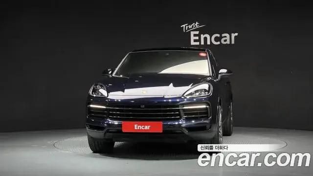 Porsche Cayenne 2020 — Фото 2/20