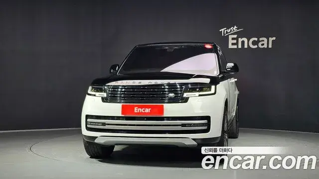 Land Rover Range Rover 2023 — Photo 3/20