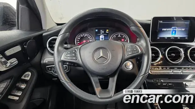 Mercedes-Benz C-Class 2018 — Şəkil 13/20