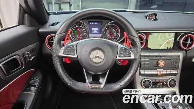 Mercedes-Benz SLC-Class 2018 — Фото 11/20