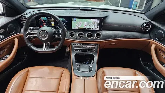 Mercedes-Benz E-Class 2020 — Фото 7/20