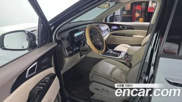 Kia Carnival 2021 — Şəkil 10/20
