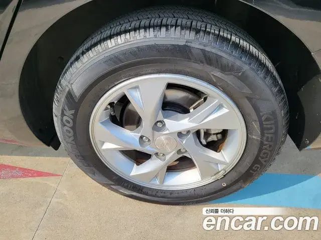 Hyundai Avante 2021 — Фото 18/19
