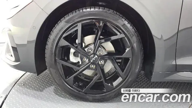 Kia K5 2024 — Photo 5/20