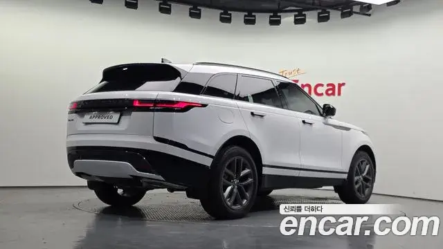 Land Rover Range Rover Velar 2026 — Photo 2/20