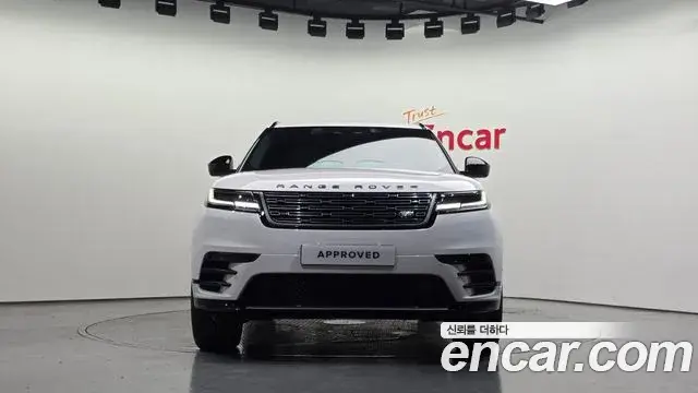Land Rover Range Rover Velar 2026 — Photo 7/20
