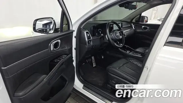 Kia Sorento 2023 — Фото 10/20