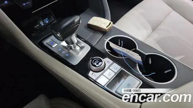 Genesis G70 2019 — Photo 18/20