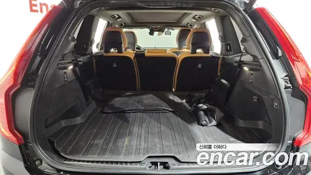 Volvo XC90 2019 — Şəkil 20/20