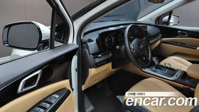Kia Carnival 2021 — Фото 10/20