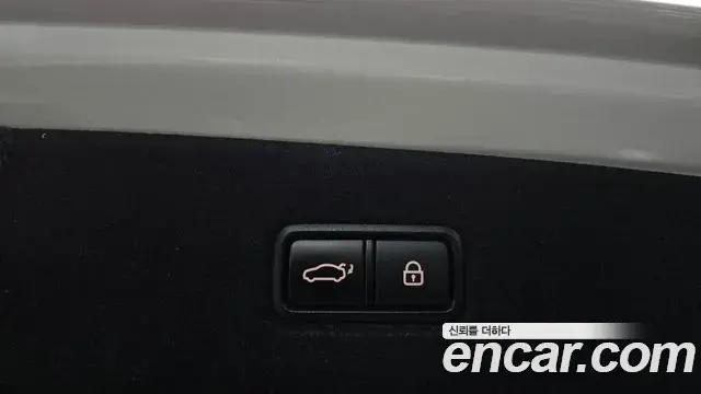 Kia The K9 2018 — Photo 16/20