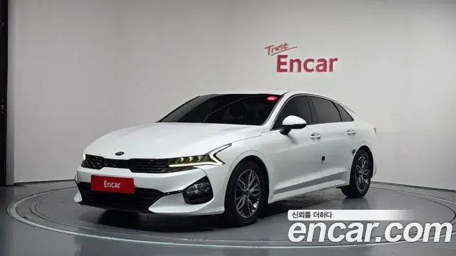 Kia K5 2019 — ფოტო 12/31