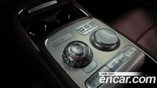 Genesis G90 2022 — Фото 9/20