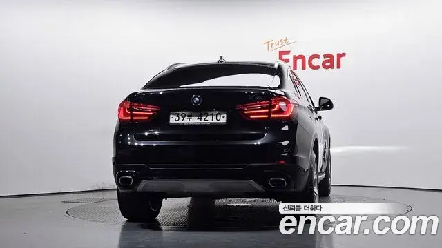 BMW X6 2018 — Фото 4/20