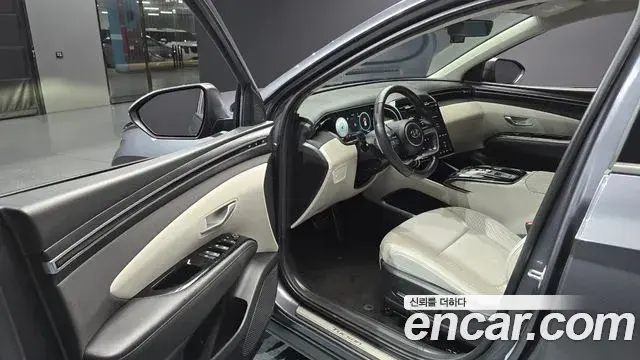 Hyundai The New Tucson 2023 — Фото 10/20