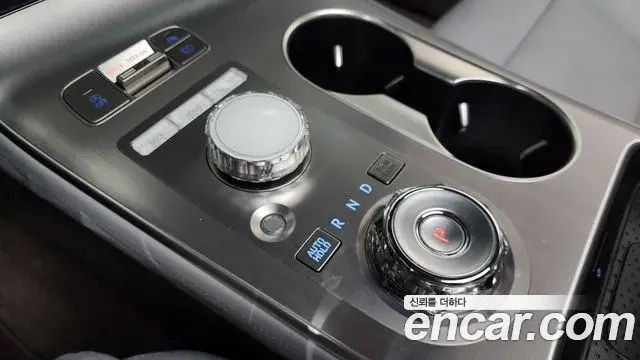 Genesis GV70 2024 — Şəkil 9/20
