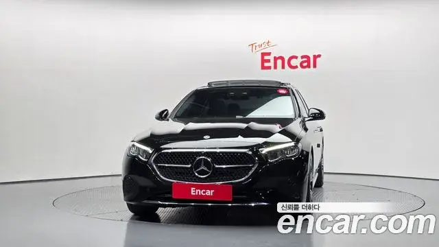 Mercedes-Benz E-Class 2025 — Фото 3/20