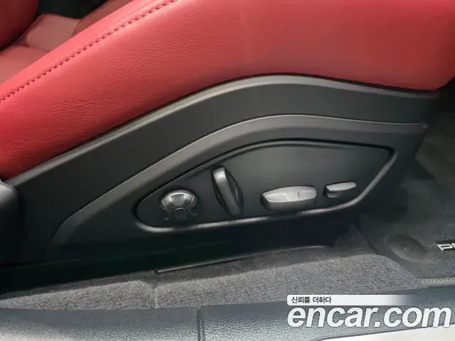 Porsche Panamera 2024 — Photo 19/20
