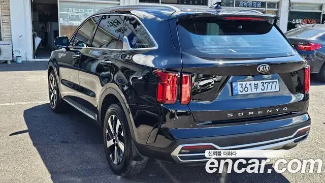 Kia Sorento 2021 — Фото 5/20
