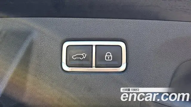 Kia Sorento 2021 — Фото 18/20