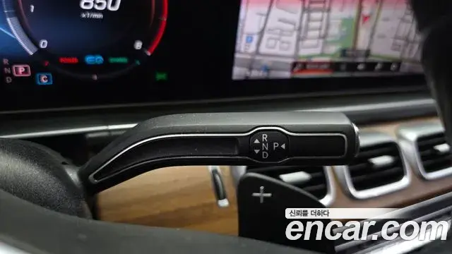 Mercedes-Benz GLE-Class 2019 — Şəkil 9/20