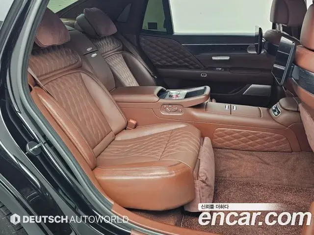 Genesis G90 2023 — Фото 12/20