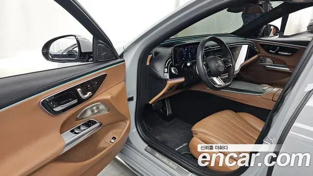 Mercedes-Benz E-Class 2024 — Şəkil 10/20