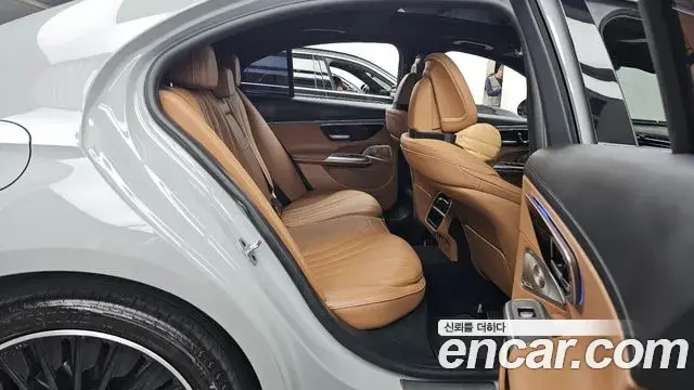 Mercedes-Benz E-Class 2024 — Şəkil 12/20