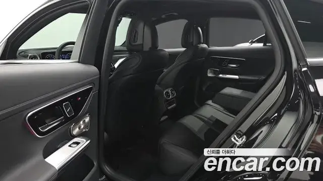 Mercedes-Benz GLC-Class 2025 — Photo 3/37