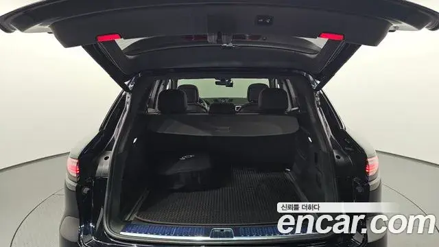 Porsche Cayenne 2020 — Photo 20/20