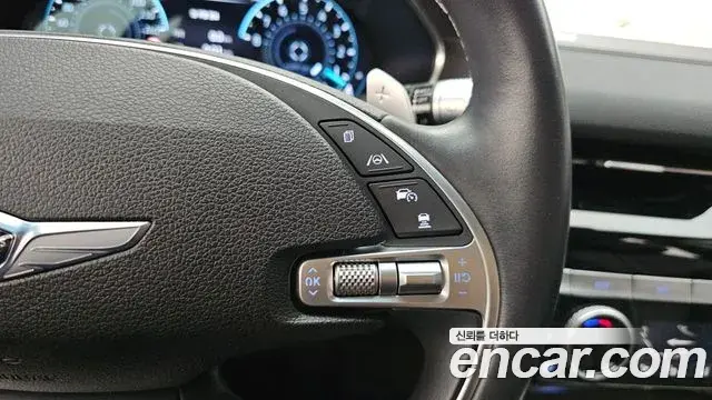 Genesis Electrified G80 2021 — Photo 17/20