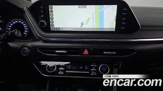 Hyundai Sonata 2022 — Photo 18/20