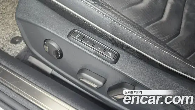 Volkswagen Arteon 2019 — ფოტო 22/31