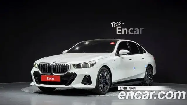BMW 5 Series, 2024