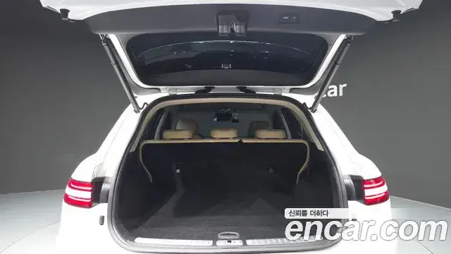 Genesis GV70 2021 — Photo 20/20
