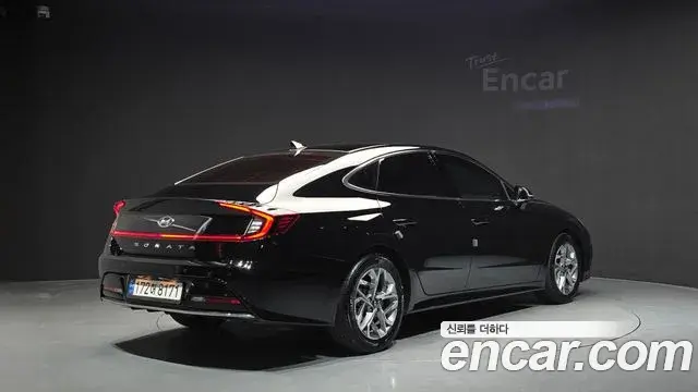 Hyundai Sonata 2022 — Фото 2/20